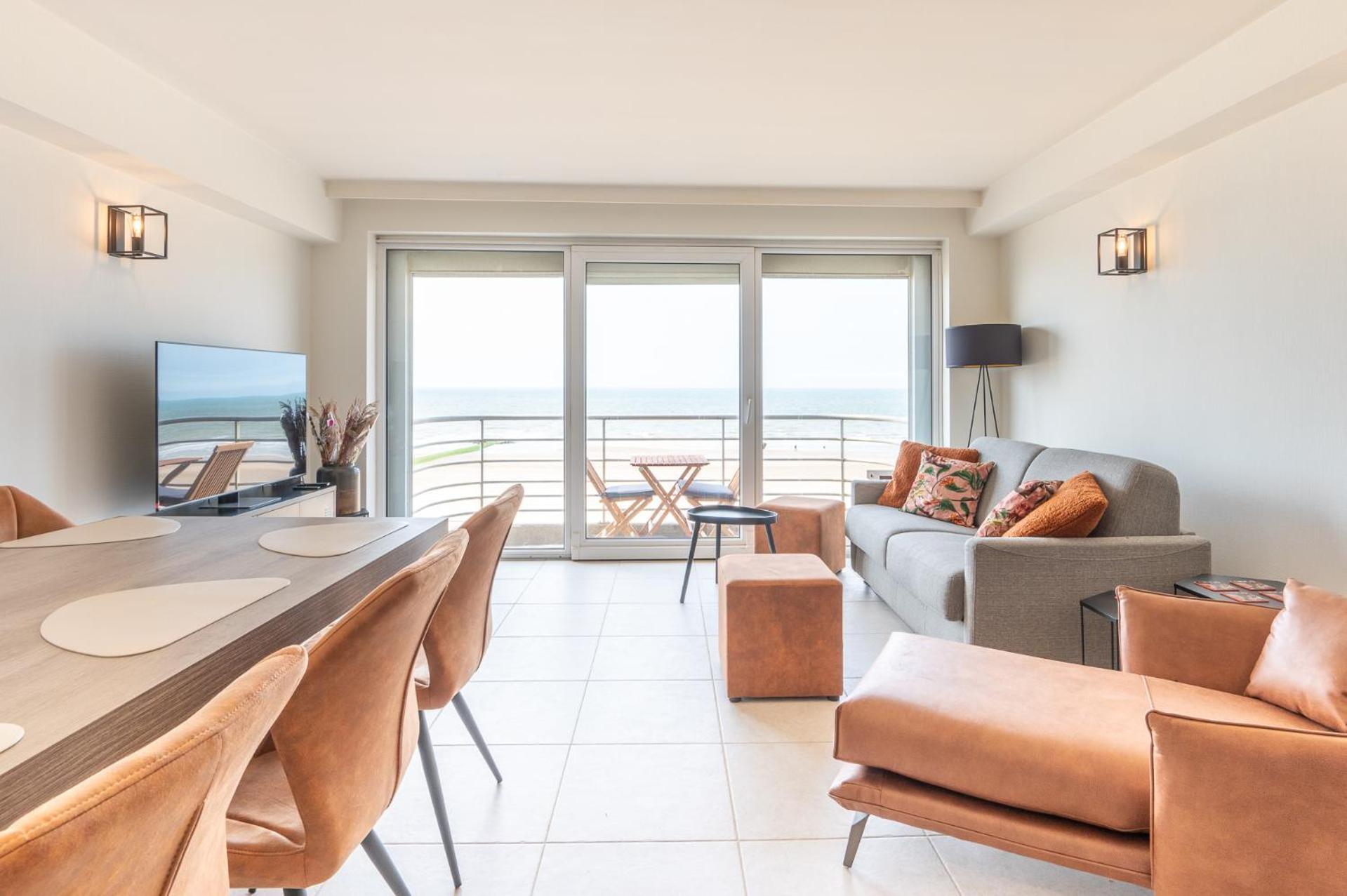 Beautiful With Sea Views And Parking Oostende