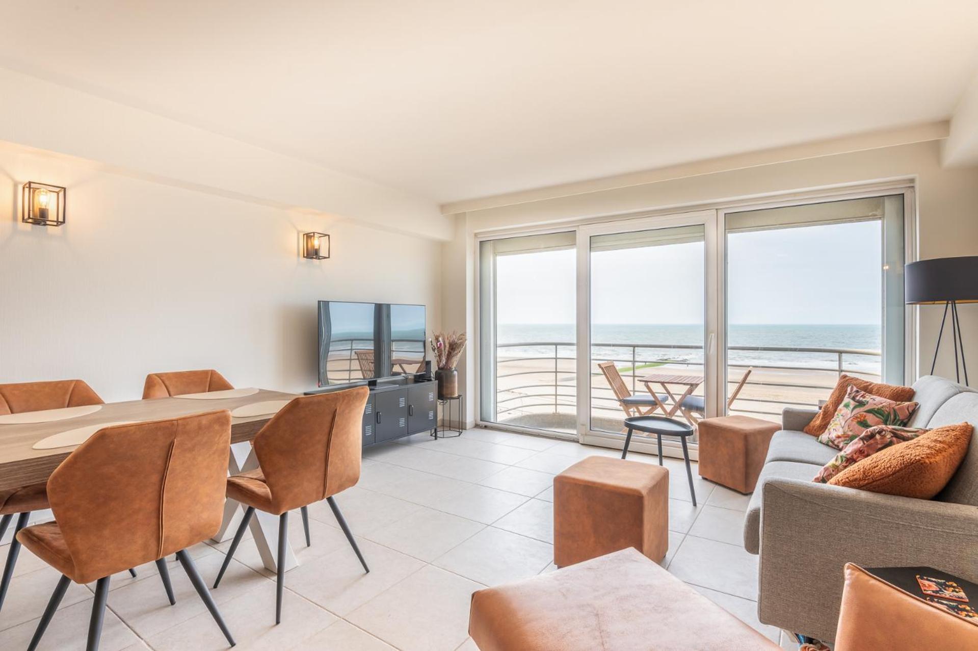 Beautiful With Sea Views And Parking Oostende