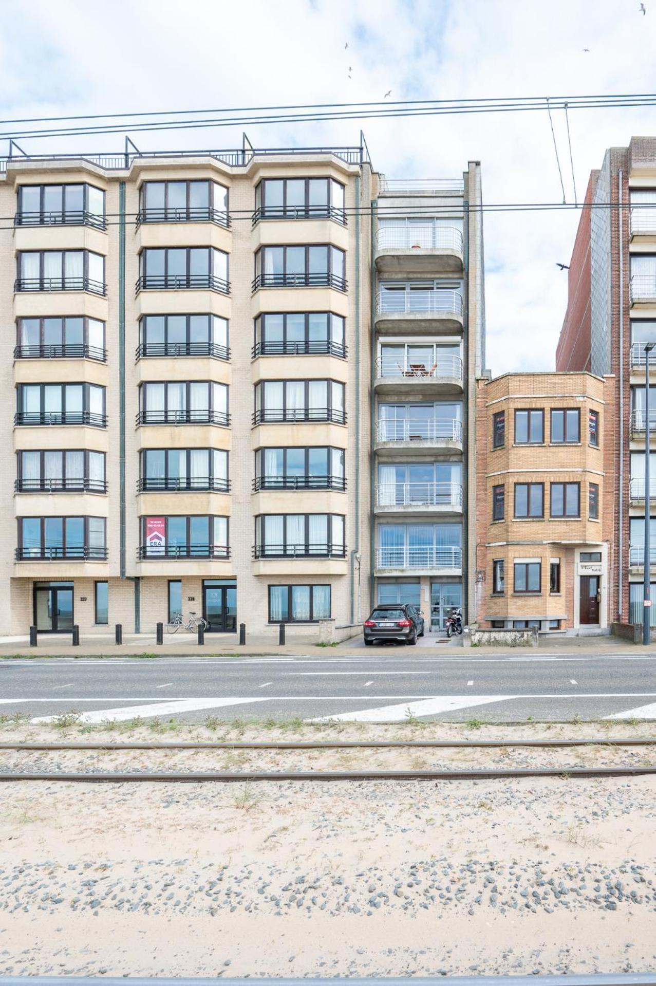 Beautiful With Sea Views And Parking Appartement *