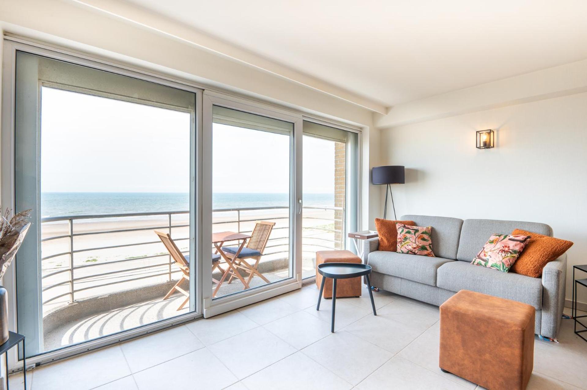 Beautiful With Sea Views And Parking Appartement Oostende